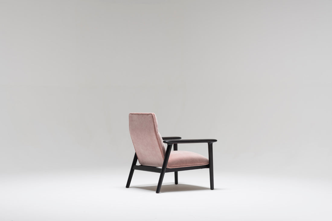 Uriah Lounge Chair - Midback