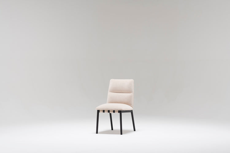Uriah Chair