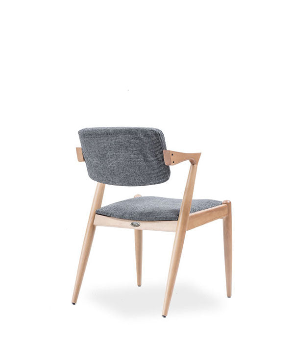 Nilda Chair